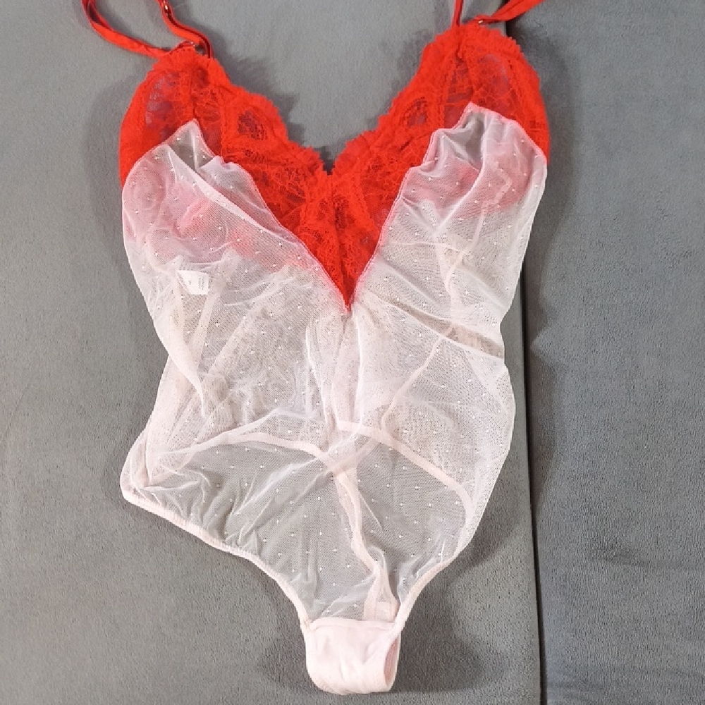 10items/$10 Auden Red and White Lace Intimates